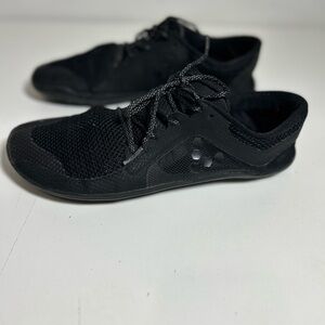 Vivobarefoot Women’s Primus Lite Barefoot Sneaker Obsidian Black Size 9